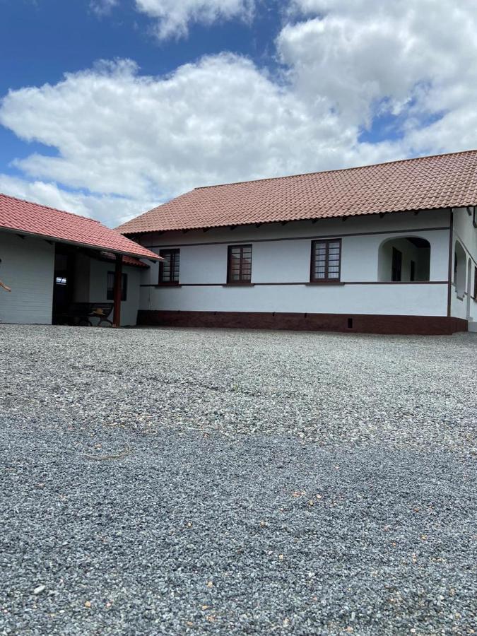 Casa Colonial Em Rio Dos Cedros Villa Luaran gambar